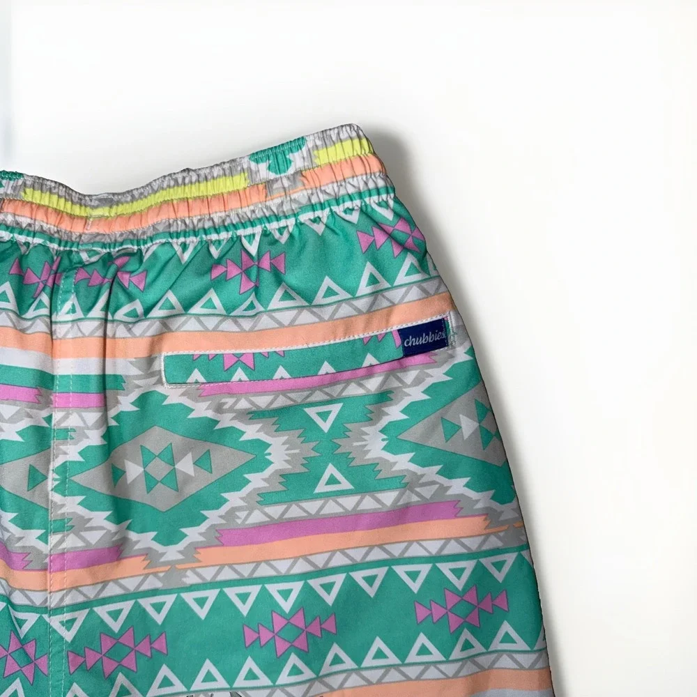 Chubbies The En Fuegos Aztec Men's Swim Shorts Size Medium 7